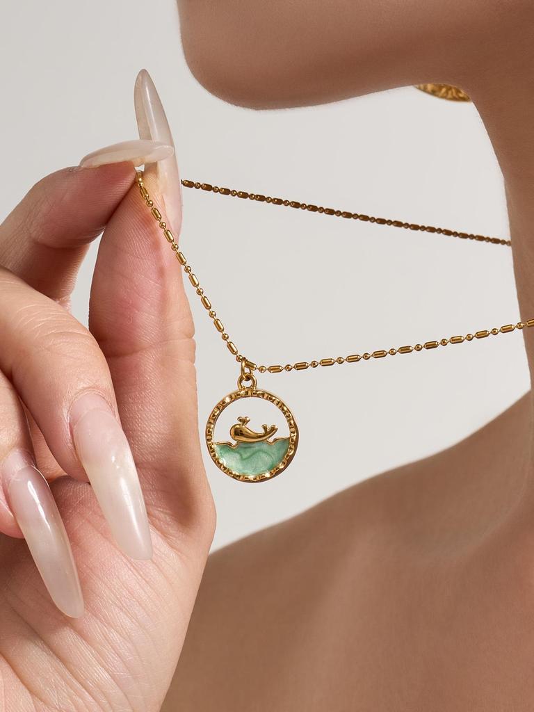 Ocean Series: 18K Gold-Plated Whale & Starfish Pendant Necklace.