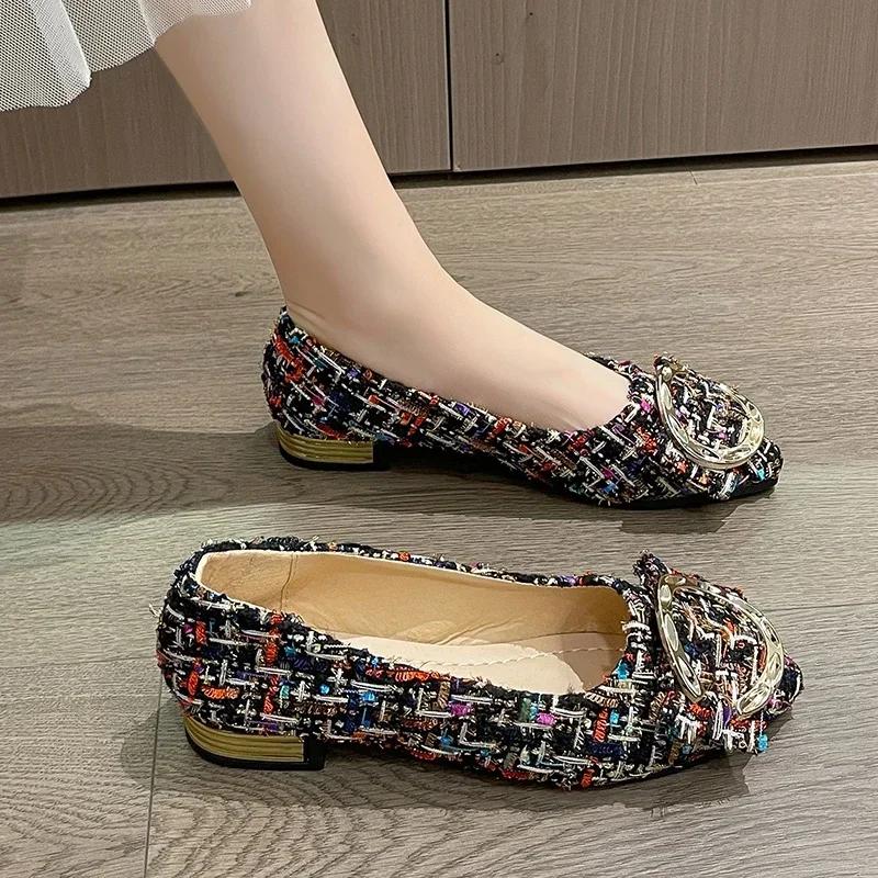 2024 New Spring and Summer Pointed Toe Comfortable Casual Flat Shoes Metal Decoration Shallow Mouth Breathable Women's Shoes