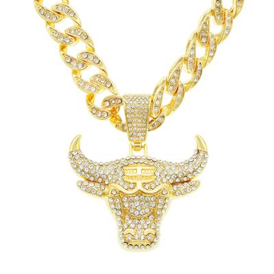 Three-dimensional Diamond-set Bull's Head Pendant Cuban Chain Big Gold Chain, European and American Hip Hop Cool Punk Hipster Wear Necklace
