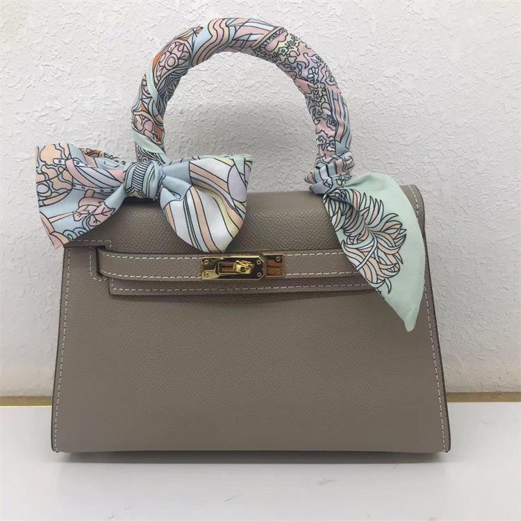 Sweet Rose 2024 nieuwe kleine Kelli palmpatroon enkele schouder diagonaal overspanning koeienhuid tweede generatie zilveren gesp gouden gesp draagbare dames tas mini 19cm 19cm