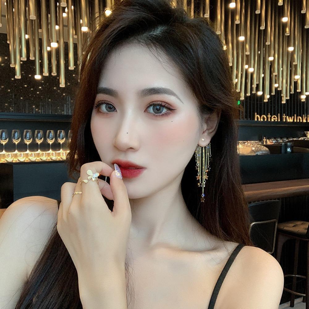 New Temperament Charm Gold Color Hollowed Out Stars Sequins Tassel Chain Zircon Dangle Earrings for Women Korea Designer Jewelry