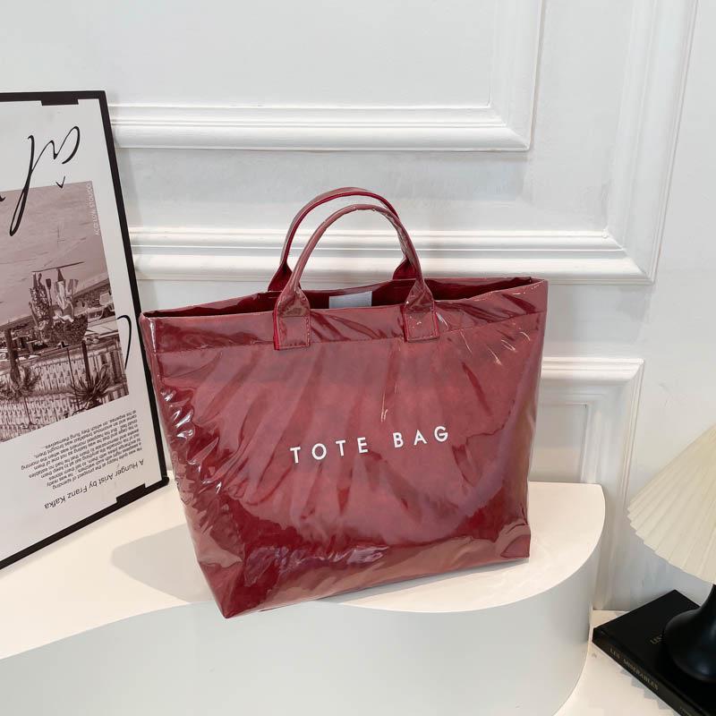 Versatile Large-Capacity Tote Bag - Trendy, Minimalist Style Women's Handbag for Everyday Use