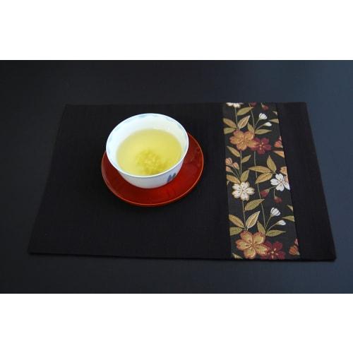 Japanese-style tea mat, gold brocade, obi-style (cherry blossom)