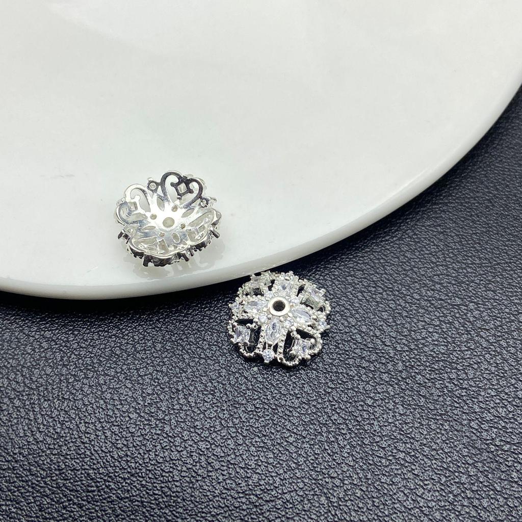 Crystal Zircon Flower Bracelet with Spacer Beads – Luxury Handmade Jewelry
