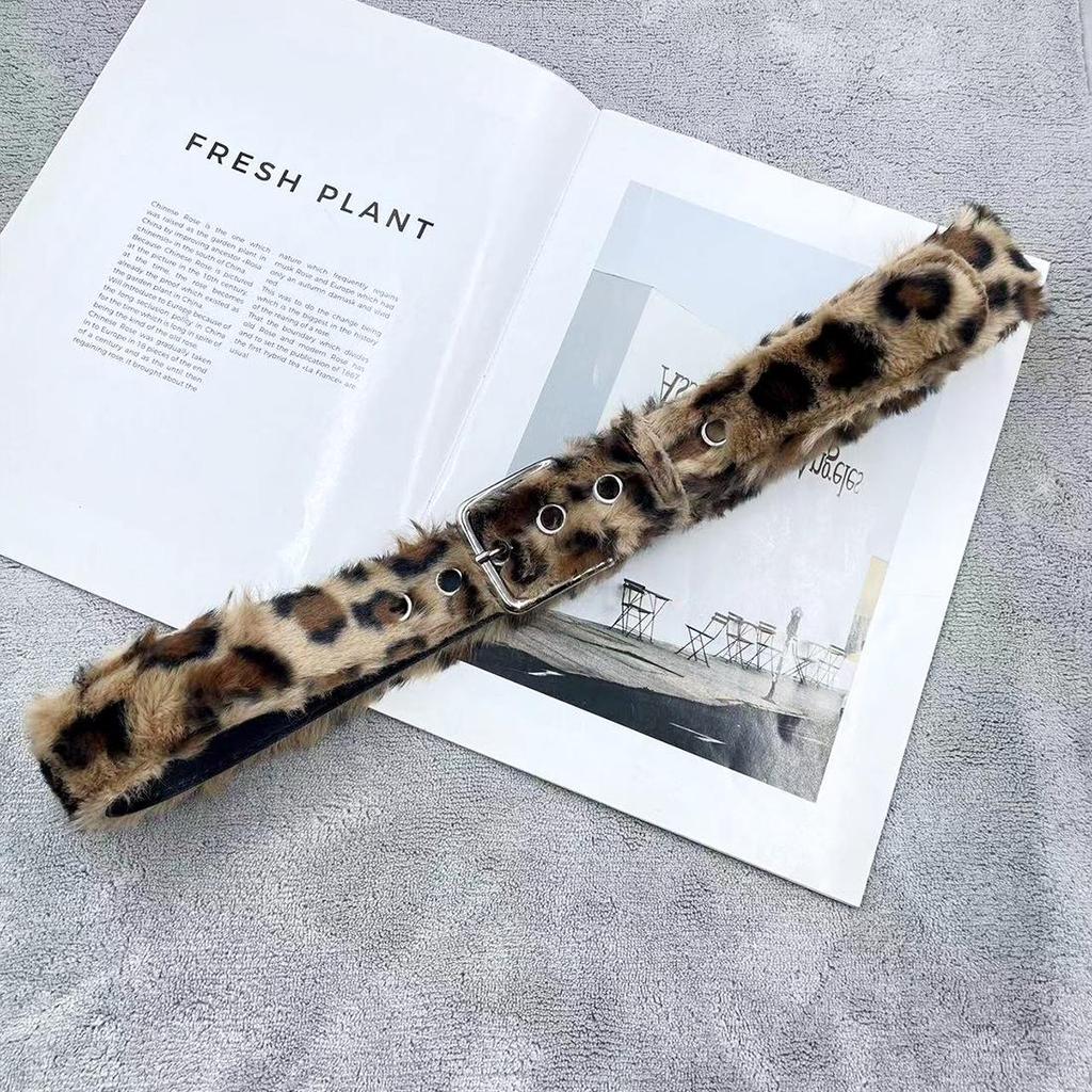 Millennium Pink Plüsch Leopardendruck Ledergürtel für Damen - Punk-Stil für Röcke & Jeans