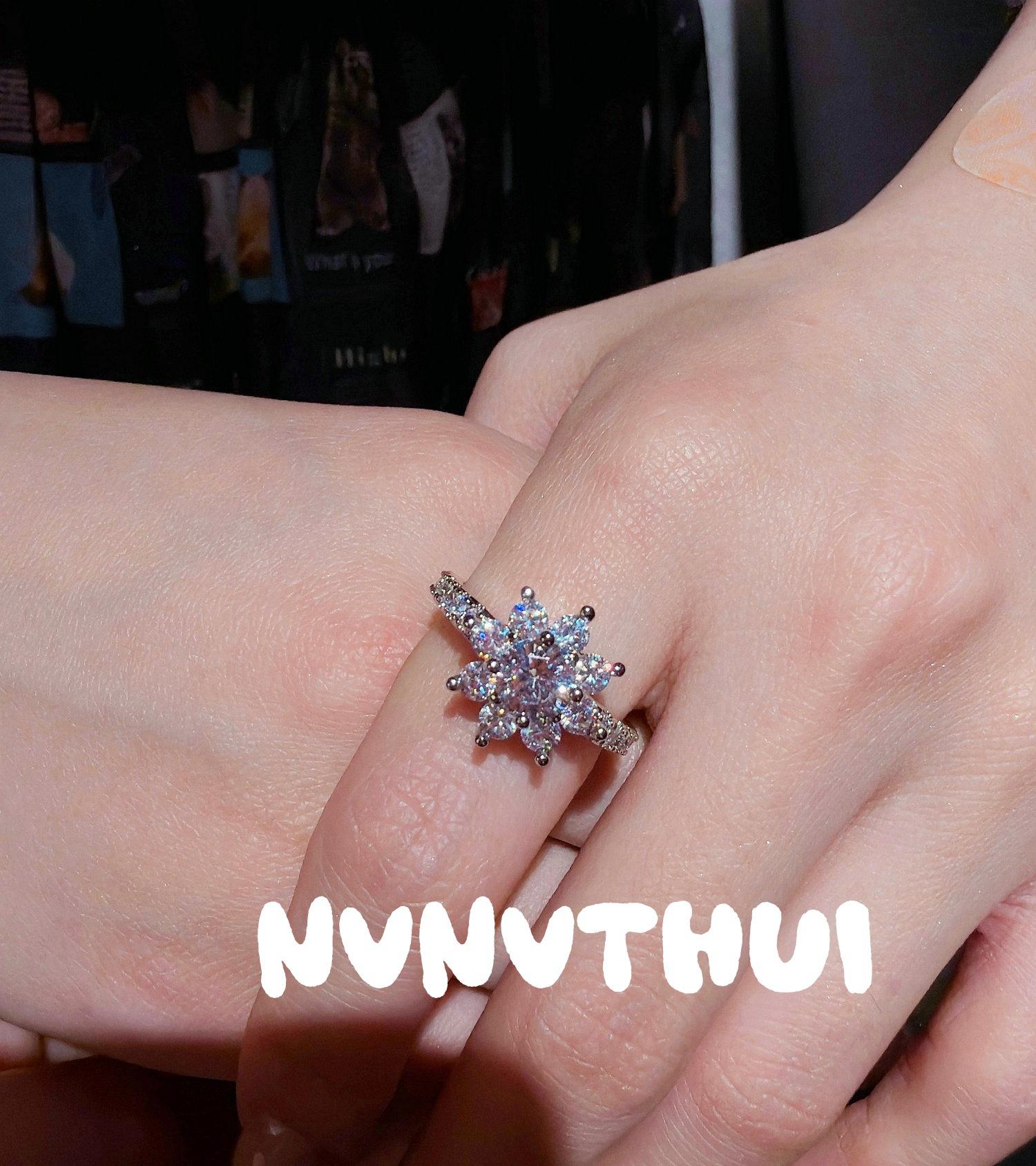 

Jewelry, Flower Li Li Same Sun Flower Full Diamond Necklace, Banquet Haute Couture Flower Broken Diamond Gypsy Star Bracelet