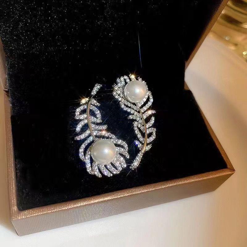 

Серьги-перья в форме листьев для женщин