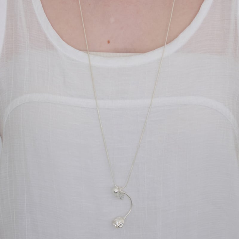 STILL INSTANT Rose with Dew - Necklace 03