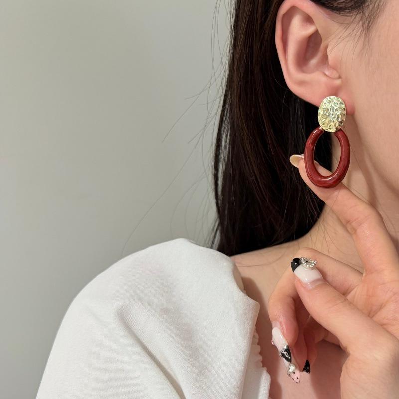 Elegant Red Geometric Oval Enamel Earrings for Women - Fashionable High-End Ear Jewelry