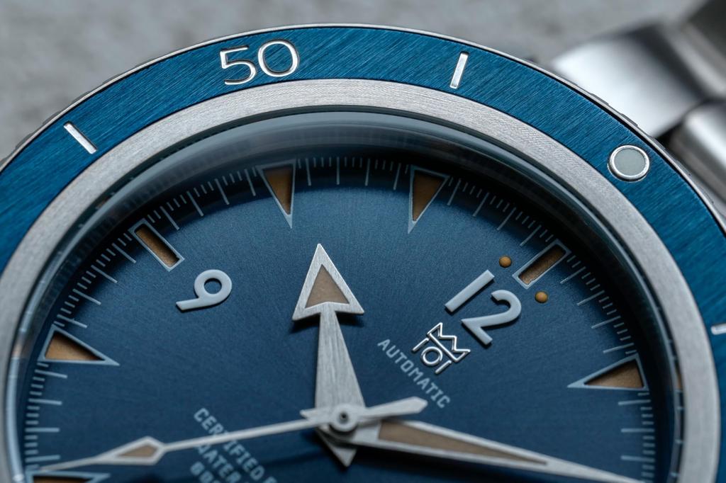 Hyakuichi 20 ATM Waterbestendig Duik Geen Diep Duiken Ontwerp met Oranje Indices [HYAKUICHI 101] MODEL.19 Horloge, Mechanisch, Datum,