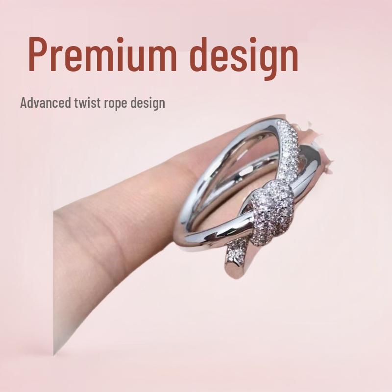 Luxury Rose Gold Twisted Rope Diamond Ring for Women - Elegant Couple Design