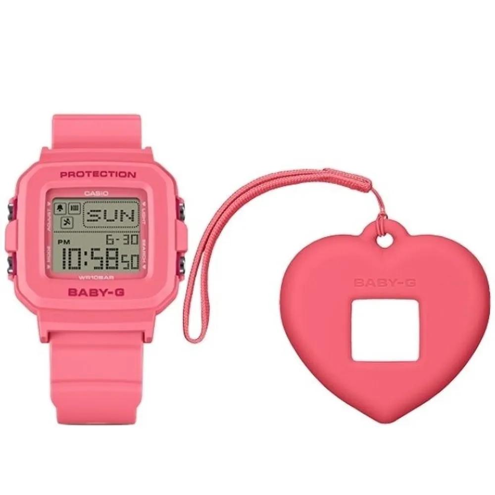 Plus Series consisting of the BGD-10KH-4DR YDP digital clock and a dedicated clock holder set