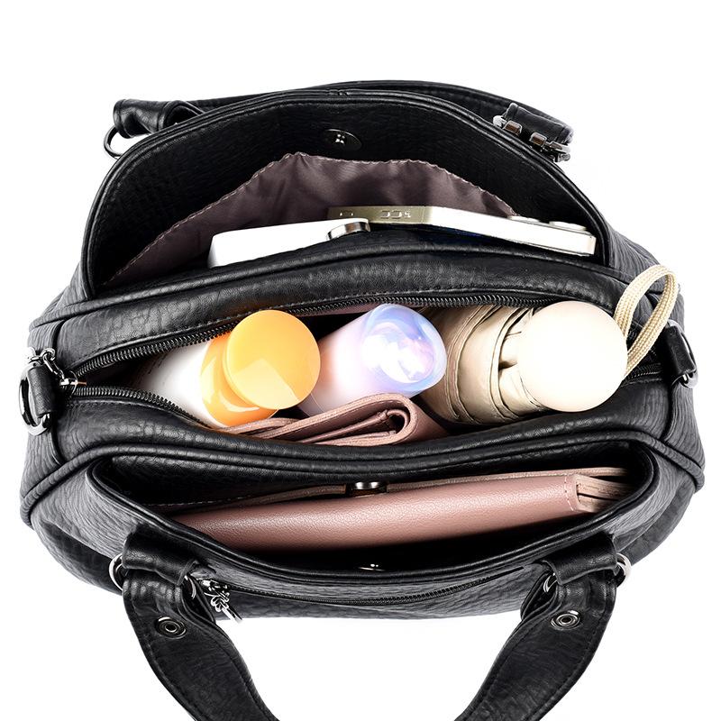 Bag Women's New Middle-aged Women's Fashion Versatile Send Mother High-end Texture Soft Leather Mobile Phone One Shoulder Niche Crossbody