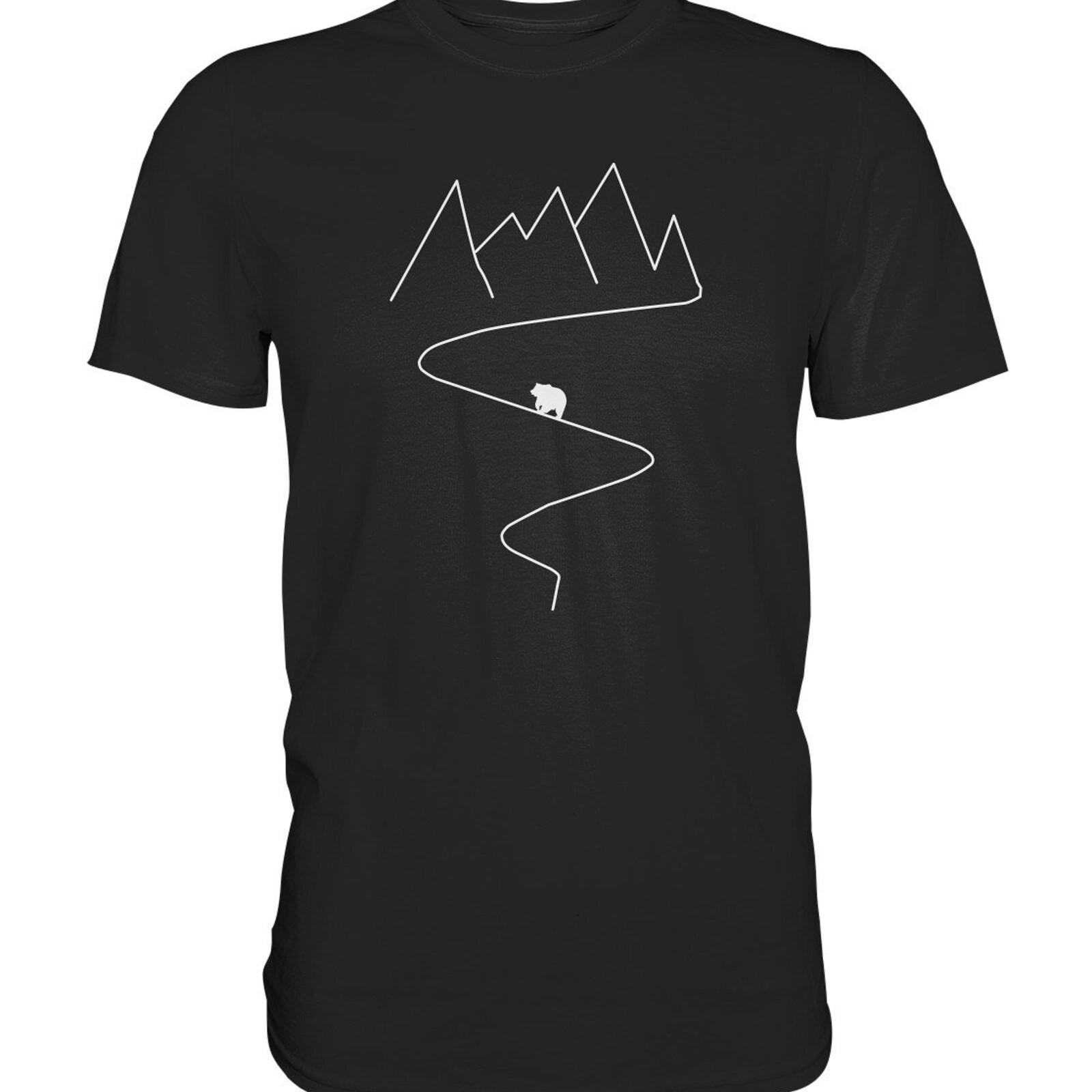 #32 Bear T-Shirt Bear Illustration Mountains Gift Outdoor Black T-Shirt #32 L