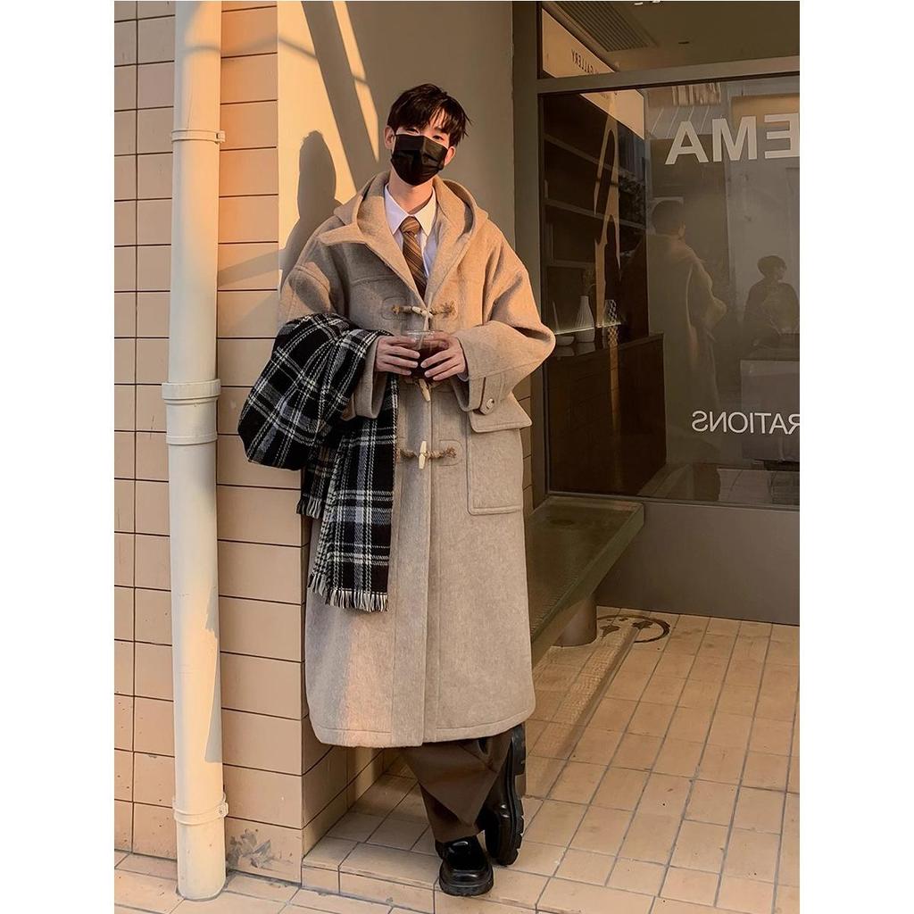 Men's College Style Woolen Coat: Horn Buckle, Hooded, Cotton-Padded, Thickened, Over-the-Knee, Trendy Mid-Length Jacket for Autumn and Winter.
