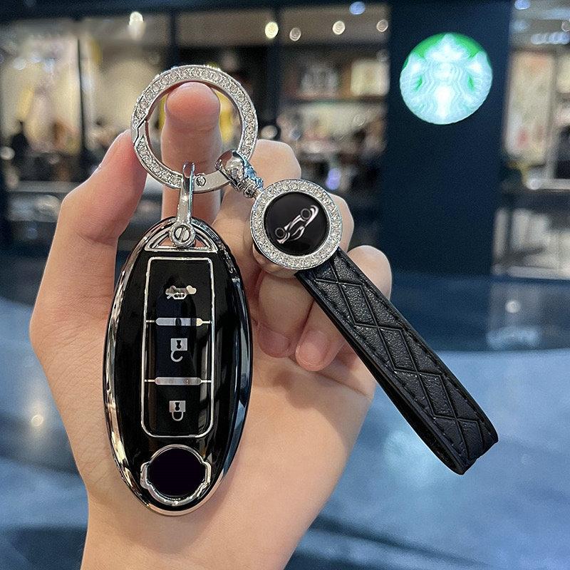 Tpu Car Key Case Cover For Nissan Qashqai X-Trail T32 T31 Juke J10 J11 Kicks Tiida Pathfinder Note For Infiniti Keychain