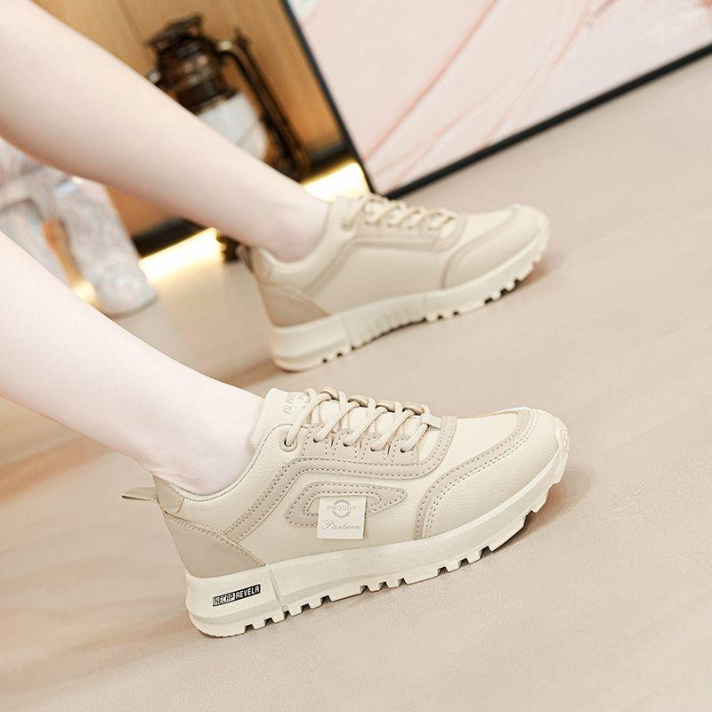 2025 Spring and Autumn New Lightweight Soft-soled White Shoes Student Leather Casual Dad Shoes Forrest Gump Shoes Versatile Travel Shoes