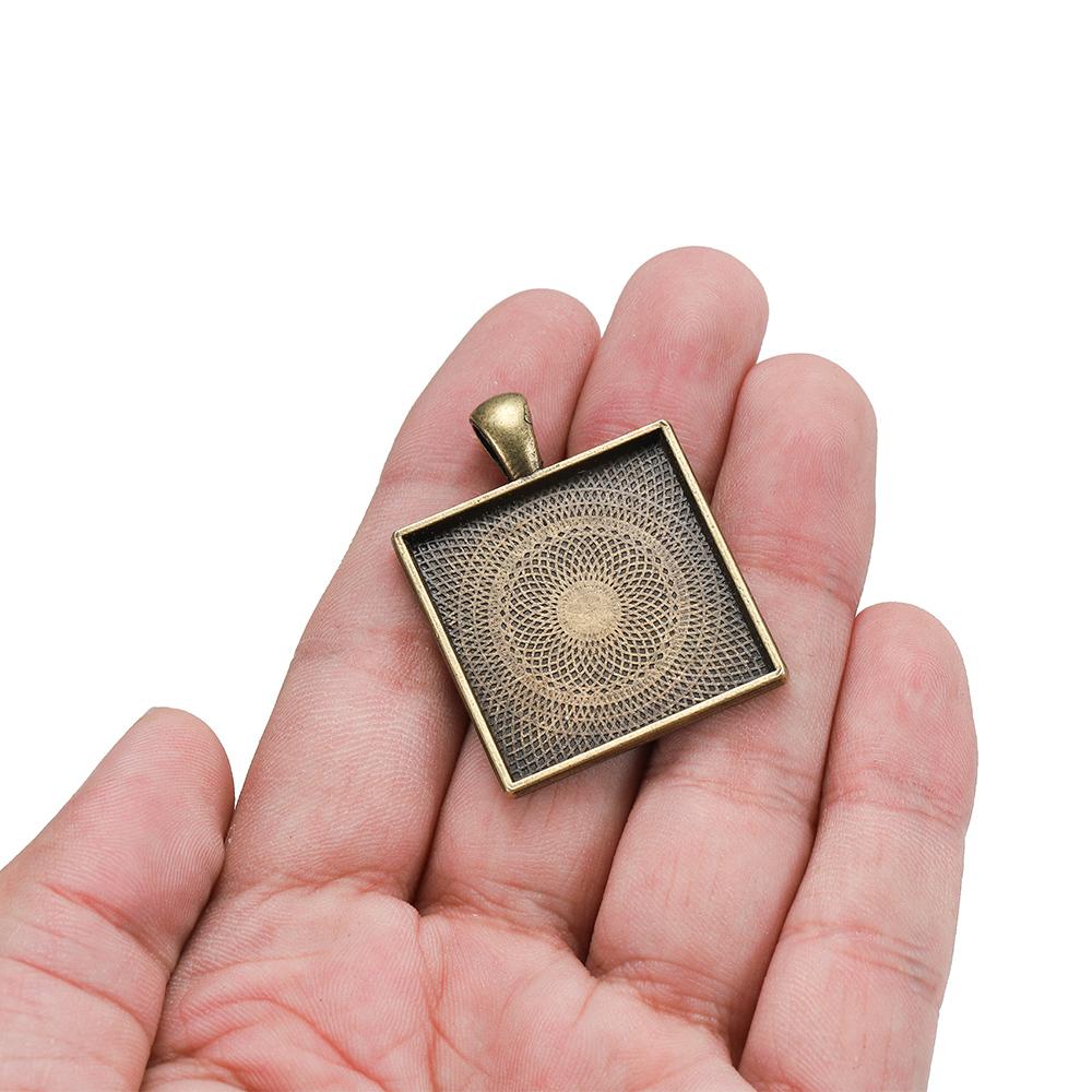 5 Stück/Los Zinklegierung Goldbeschichtet Quadratische Cabochon-Basen Fassungen 25mm Anhänger Fassschalen Für DIY Schmuckherstellung Zubehör