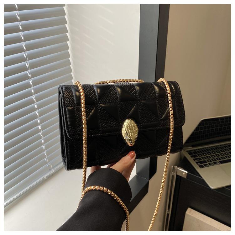 

Сумка-цепочка Xiaoxiangfeng женская 2024 новая в зарубежном стиле ромбовидная вышивка нитью маленькая квадратная сумка трендовая модная текстура на одно плечо через плечо чёрный