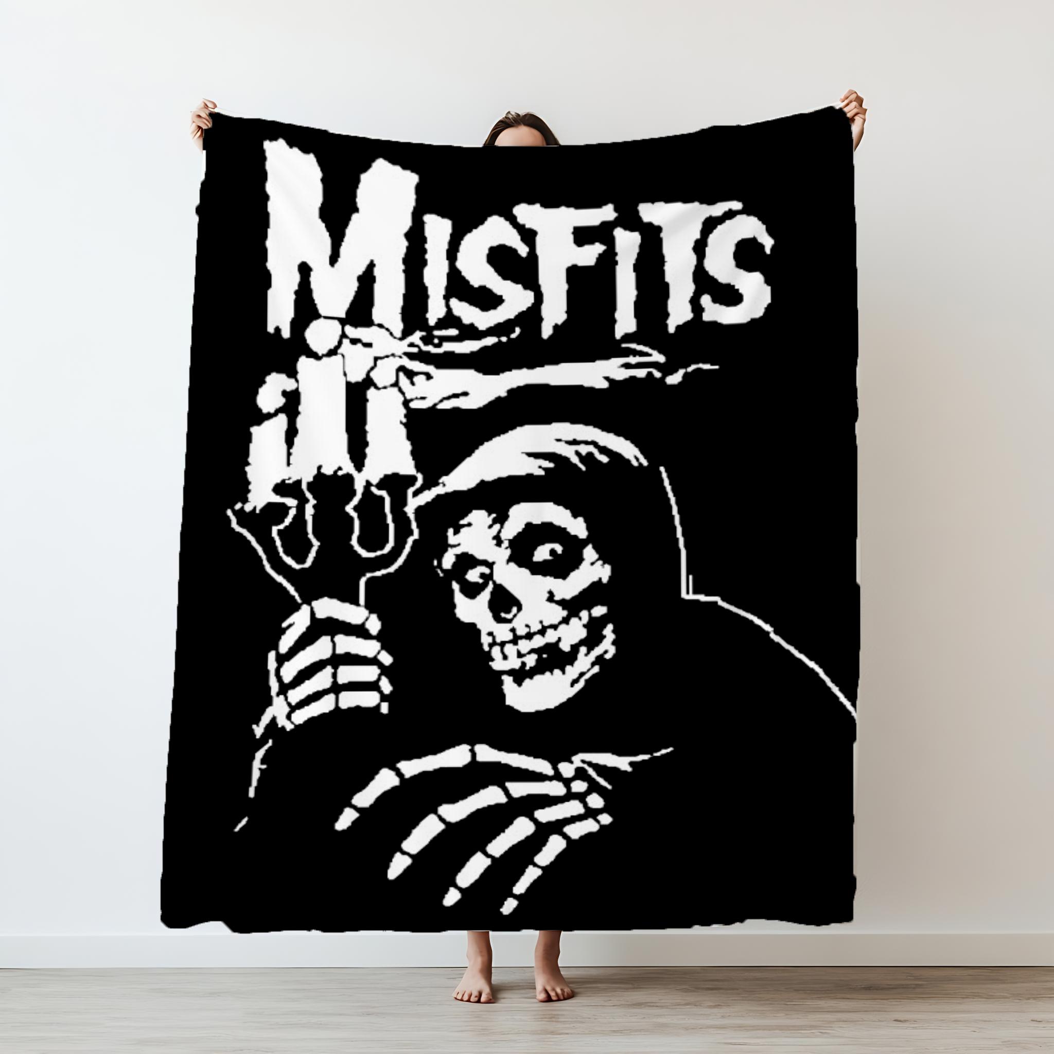 

130150cm MMisfits HHorror Punk Rock Band Thin Printed Blanket Camping Throw Bed Sofa Office Air Conditioning Soft Leisure 75x100cm (30x40inch)