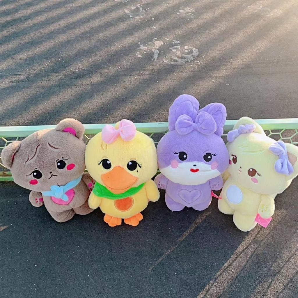 Portachiavi Bambole BORN PINK World Tour Disponibili: LISA, JENNIE, Rose