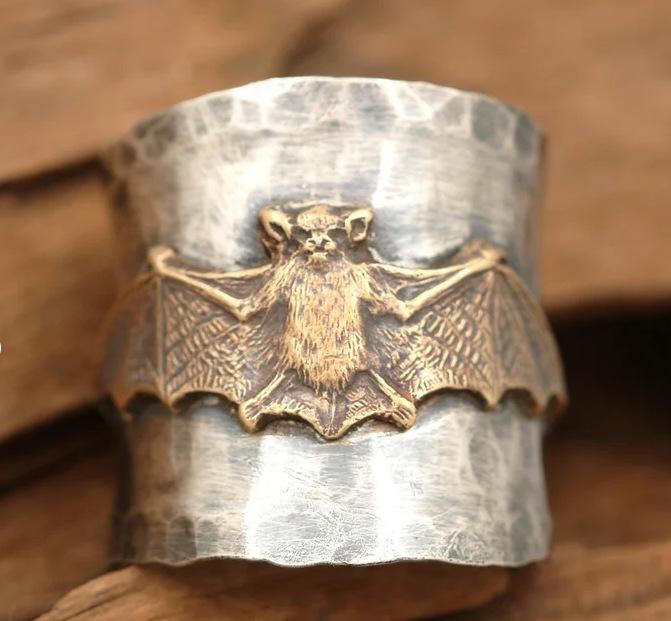 

Антикварные тайские серебряные кольца с цирконом круглой формы с резьбой Стрекоза, сорока, пчела, винтажные кольца для женщин, свадебная вечеринка, милые ювелирные изделия с животными 10