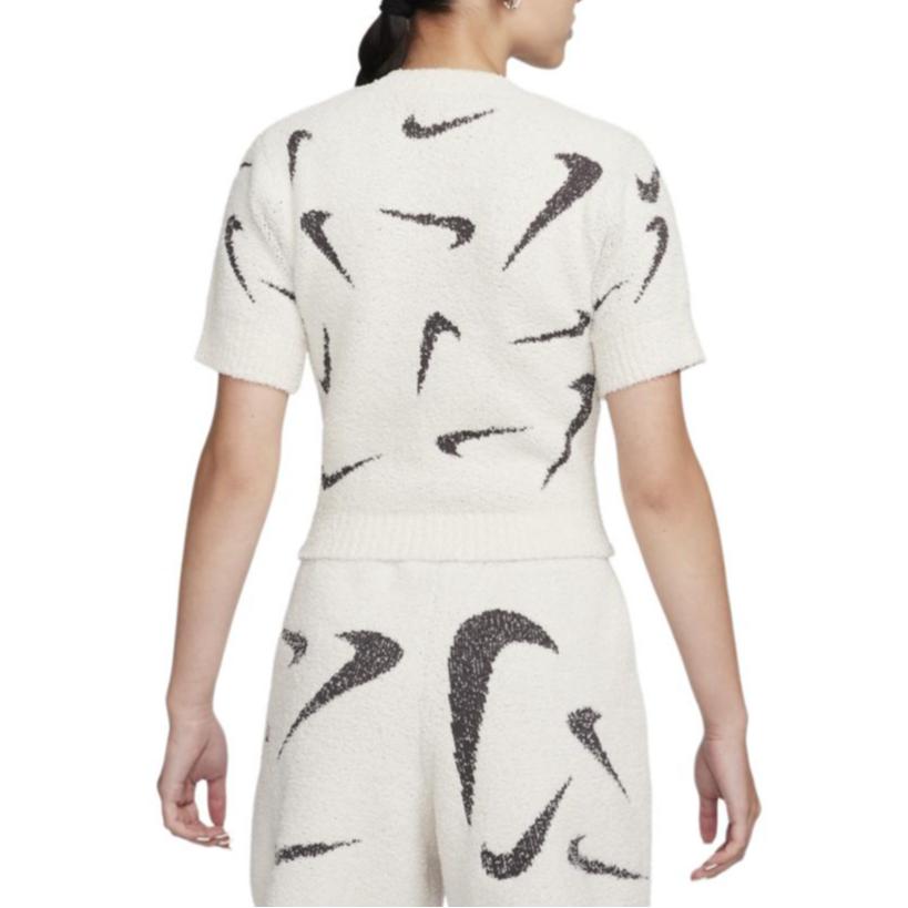 Nike Phoenix Accogliente Bouclé Stampa Logo Slim Fit Corto Maglia Casual Manica Corta T-Shirt Top da Donna FD4287-104
