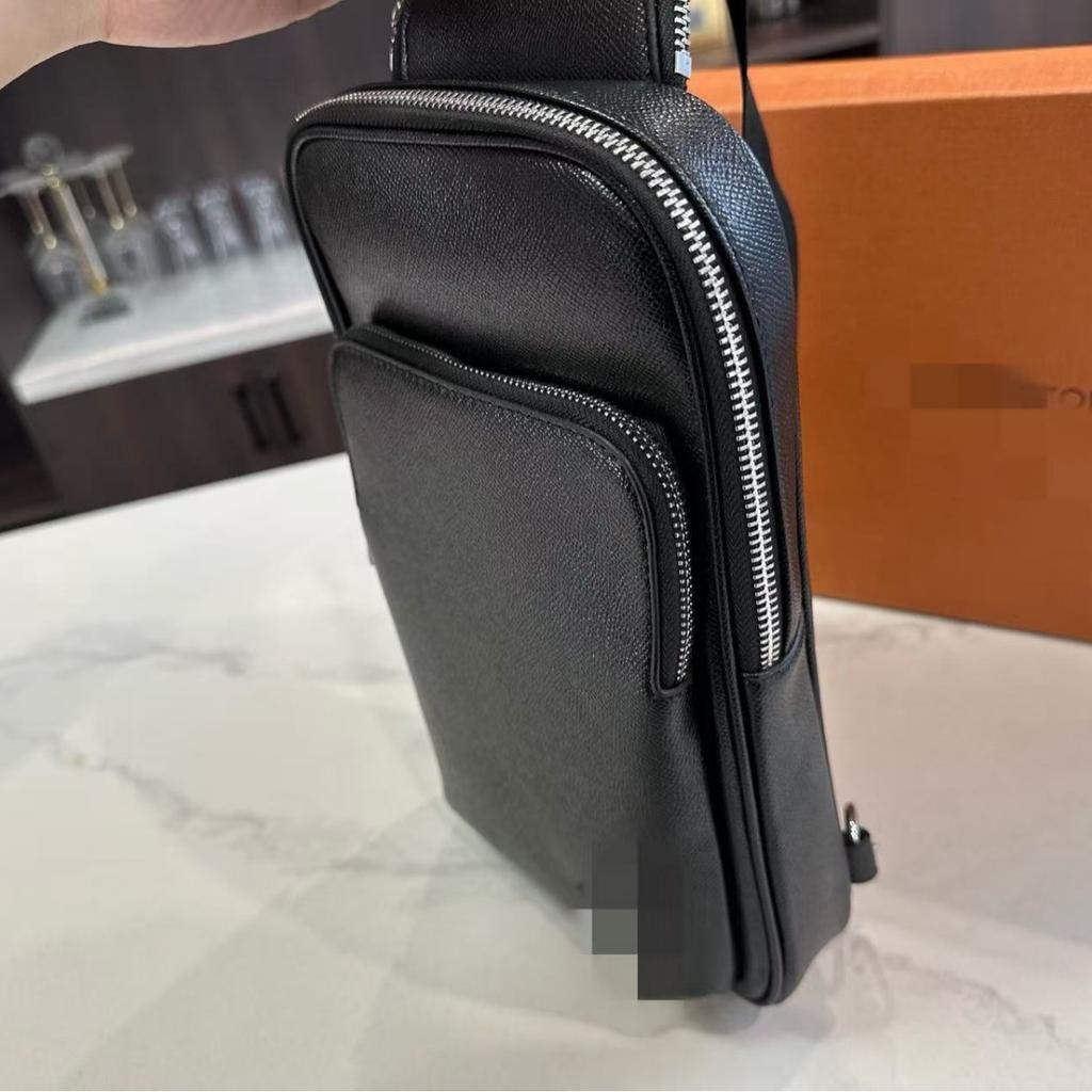 Designer Men's Chest Bags, Single Shoulder Bags, Crossbody Bags, Fashionable Chest Bags, Trendy Men's Bags, Large Capacity Chest Bags