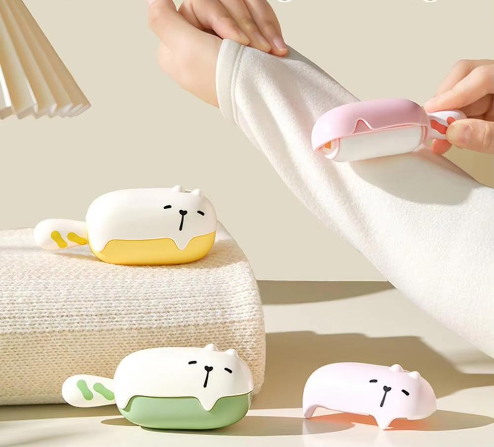 Portable Dual-Use Lint Roller with Reusable Washable Sticky Roller for Home and Travel Compact Design Easy To Clean and Carry