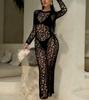 Costume de baie – Pareo și rochii de plajă