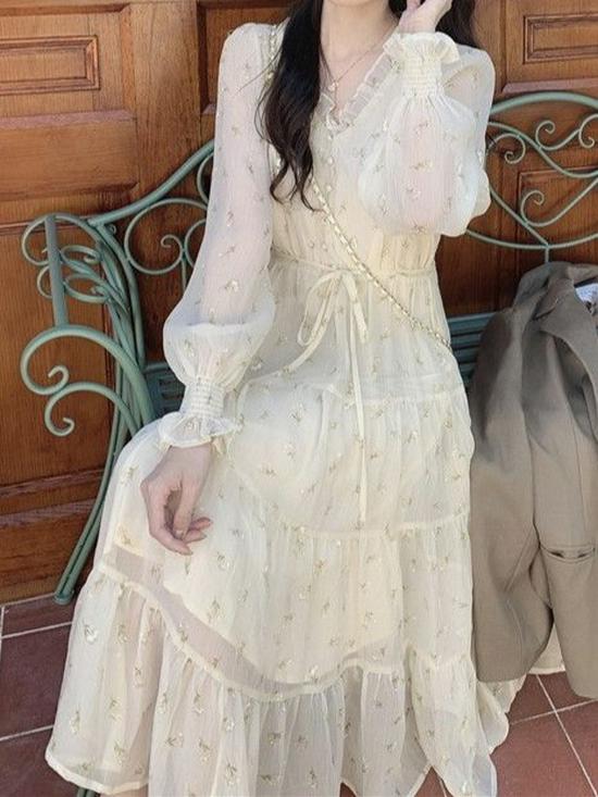 2026 Spring/Autumn Women's French Long Sleeve Tiered Cake Dress - Slimming and Tummy-Concealing A-line Skirt