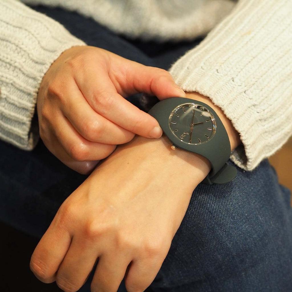 Distributeur agréé Ice Watch Ladies Unisex 018646 Ice Grace Classy Green Medium [Ice Watch]