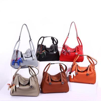 Fashion Women's Lindy Bag: Genuine Leather Cowhide Shoulder Handbag with Pillow Design and Medicine Box Feature