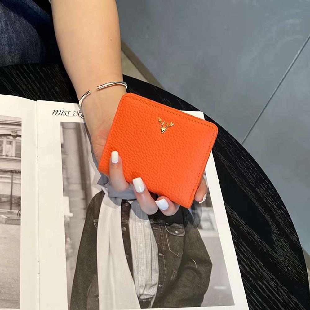 

2025 Кошельки женские из натуральной кожи короткие из первого слоя коровьей кожи модный кошелек с оленем бифолд держатель для карт оранжевый