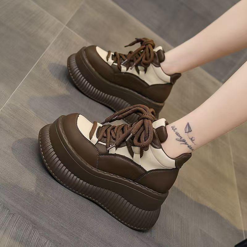 Обувь на массивной платформе со скрытой танкеткой для миниатюрных инфлюенсеров - Универсальная женская обувь на осеньзиму 38 3140₽