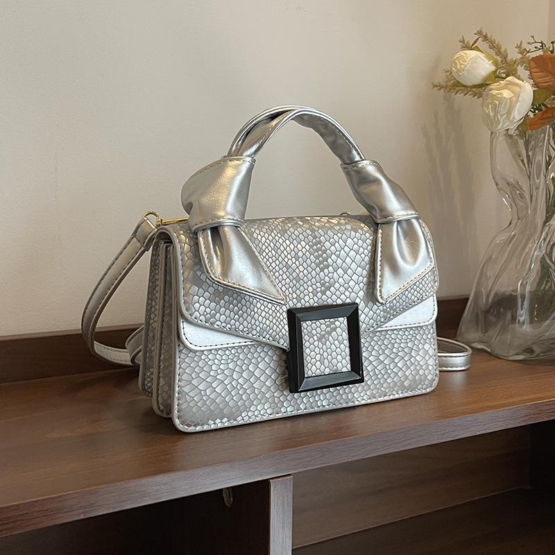 Populära väskor dam nya mode mångsidiga axelremsväskor exklusiva bärbara axelväskor