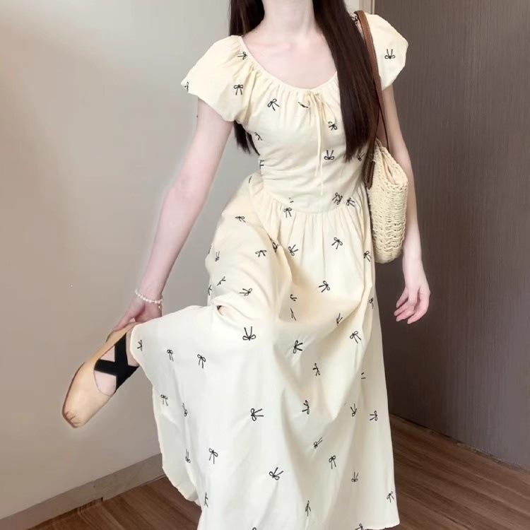 Elegant temperament wind printing bubble sleeve dress high sense women's summer French beautiful A word long dress wholesale