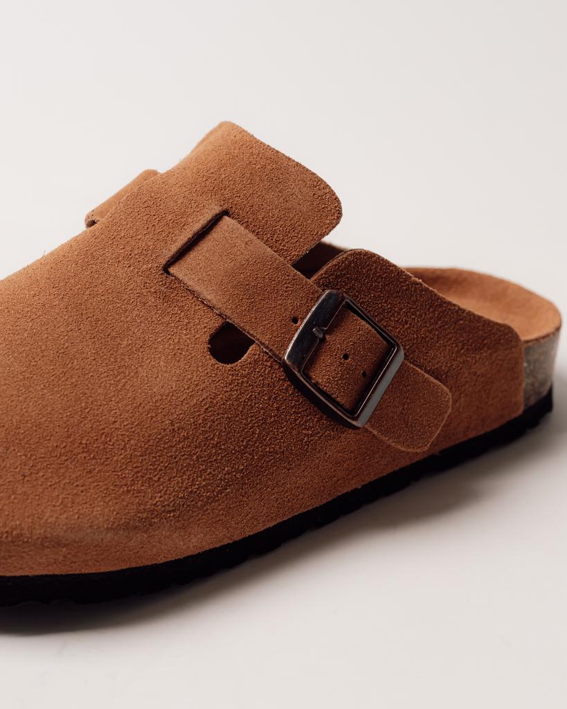 Allsy Platform Clogs 19780 36 Red Suede