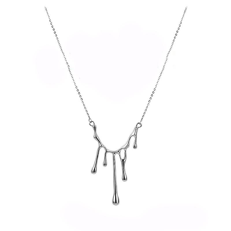 

Cold wind and water droplets Lava necklace Summer light luxury design sense ins Tide cool collarbone chain Hip hop jewelry