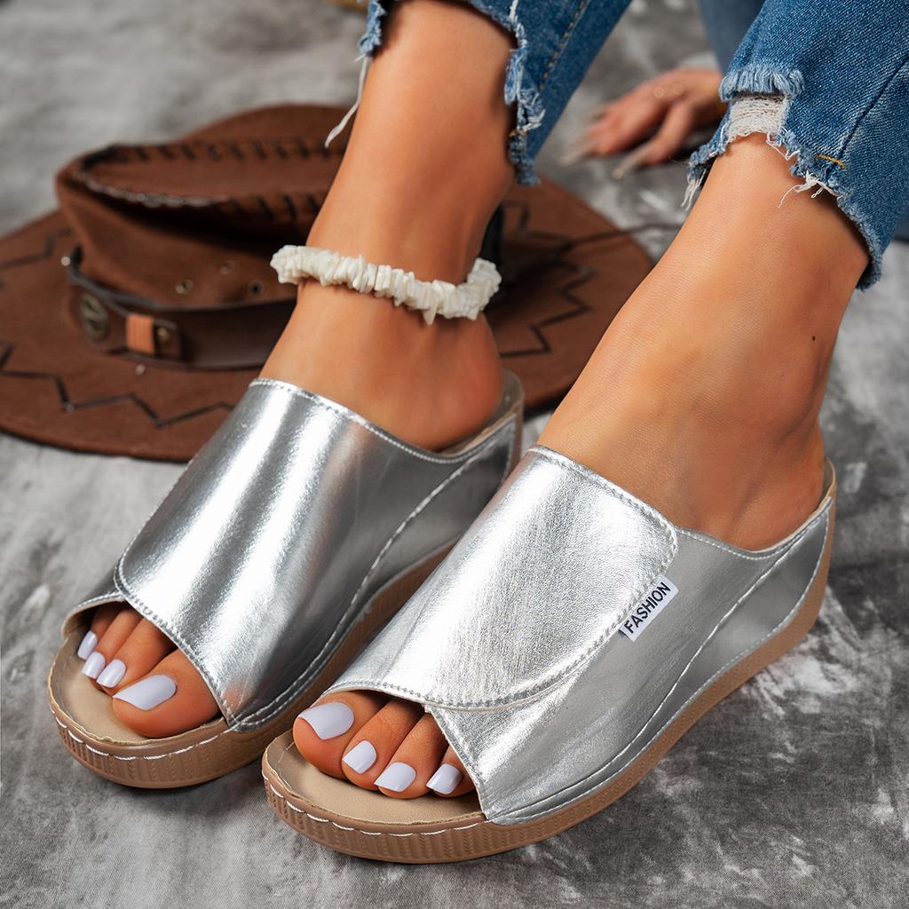 Fashion Summer 2025 New Foreign Trade Women's Thick-soled Slippers, Large-sized One-line Wide Striped Thick-soled Fish-mouth Slippers