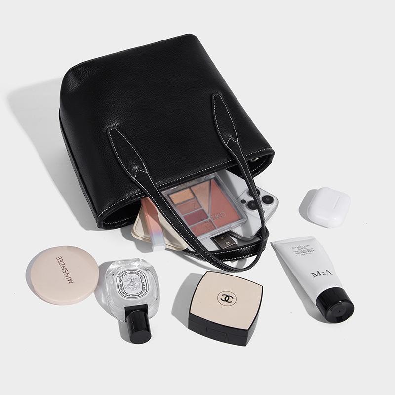 Vintage High-End Feel Handheld Bucket Bag for Women 2025 New Casual Basket Bag Simple Casual Commuter Women's Bag