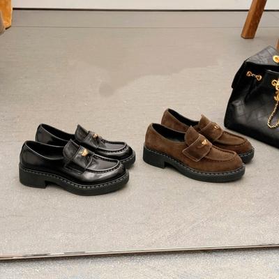 Skóra bydlęca~ Buty damskie Xinhengzhan na grubej podeszwie dodają wzrostu cm małe skórzane buty damskie szlachetne małe złote monety są leniwe z jednym stopniem