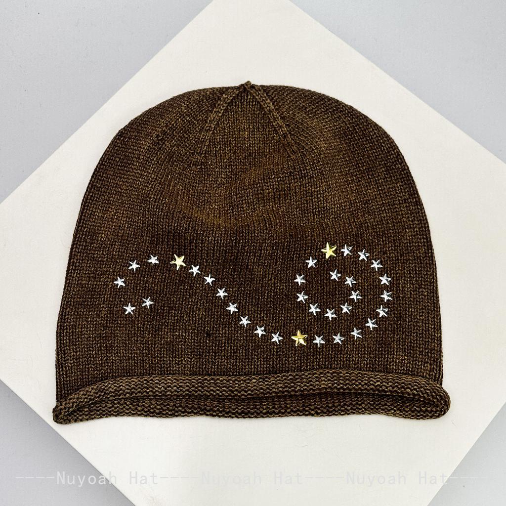 New Men Women American Retro Rivet Stars Knitted Hats Personal Warm Niche Fashion Street Beanies Hip-hop Versatile Loose Casual