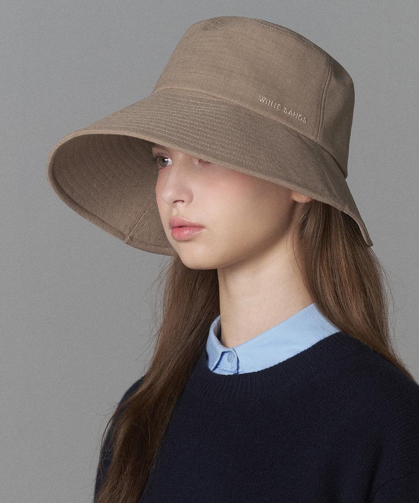 Hwaiteusaenjeu Asymmetrical Bucket Hat Isola (4 Colors)
