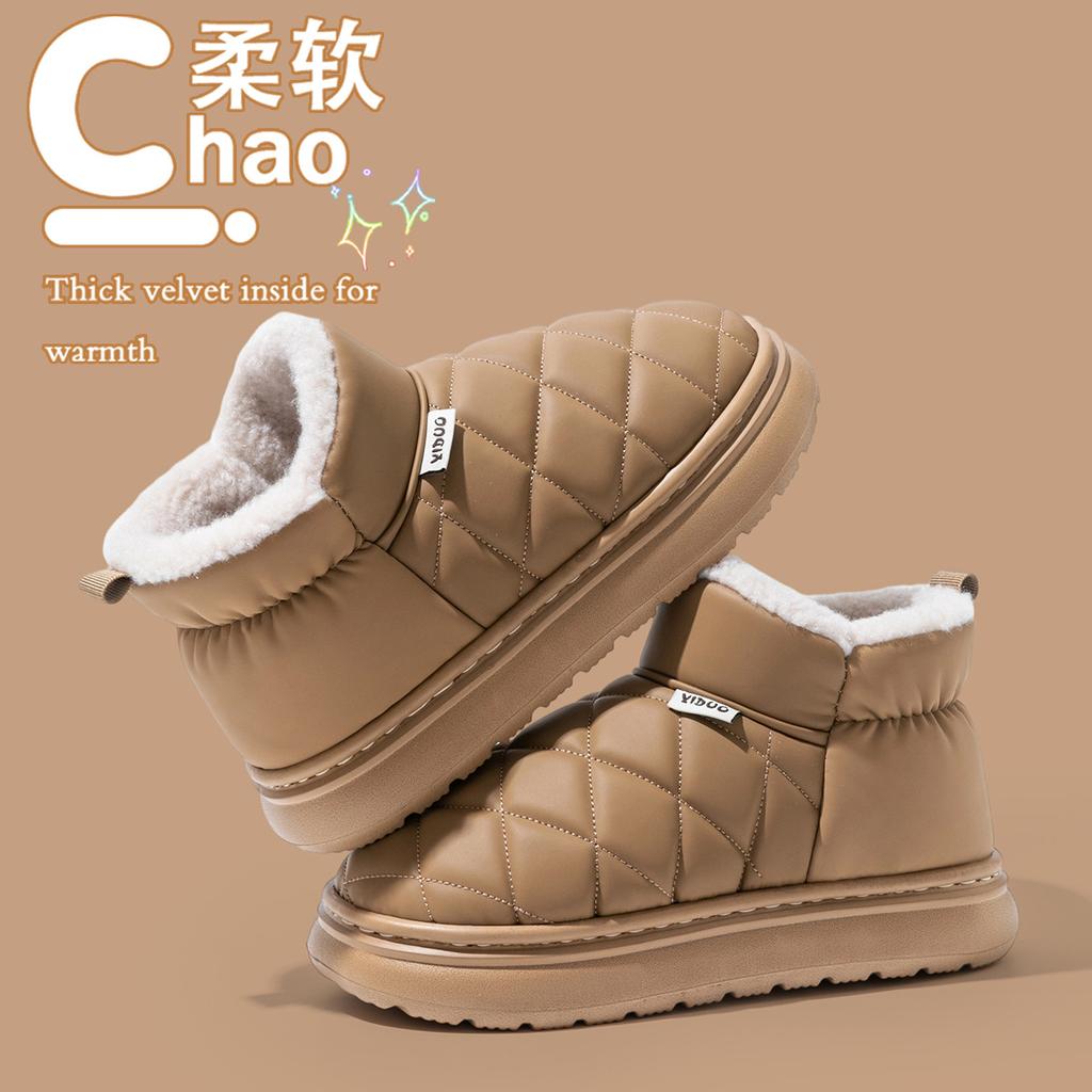 Waterproof snow boots, new winter outer wear, non-slip and velvet to increase height and keep warm, fashionable thick-soled bag and cotton slippers.