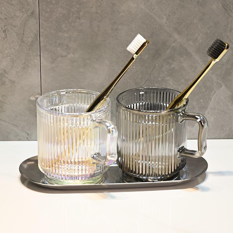 KaYou Luxus-Zahnbürsten- & Mundspülbecher-Set – Eleganter Glasständer & Paarfreundliches Design.