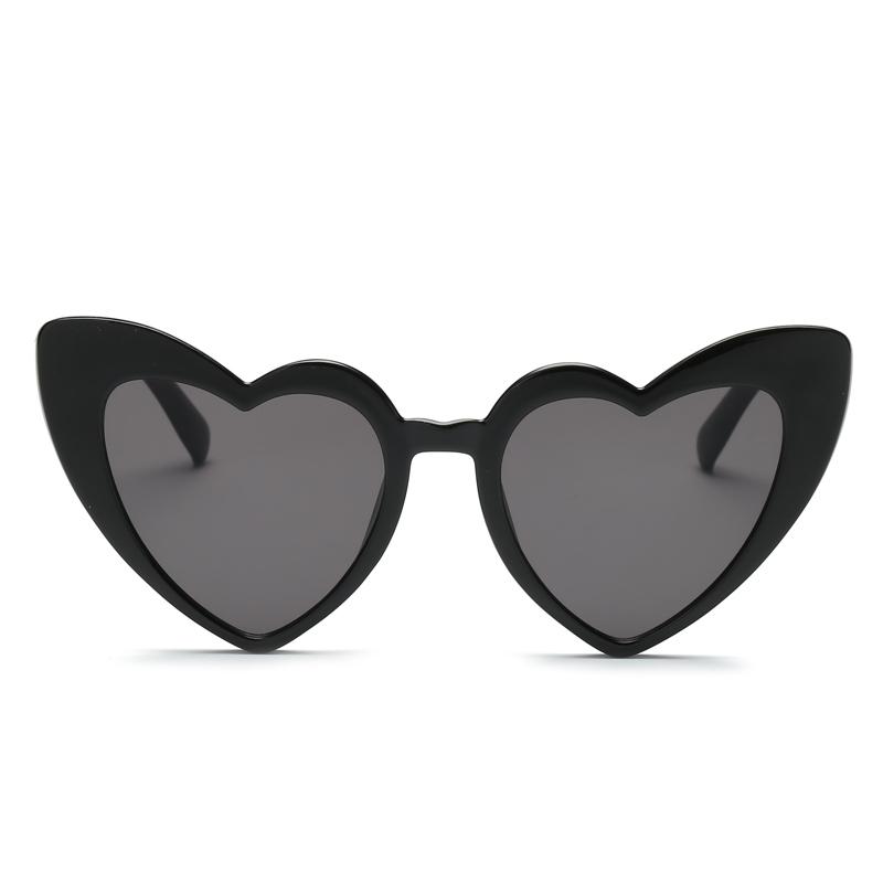 Protective Glasses 4Pcs Heart Shaped Sunglasses Women Cat Eye Female Sun Glasses Brand Retro Love Black White Eyewear Men Uv400