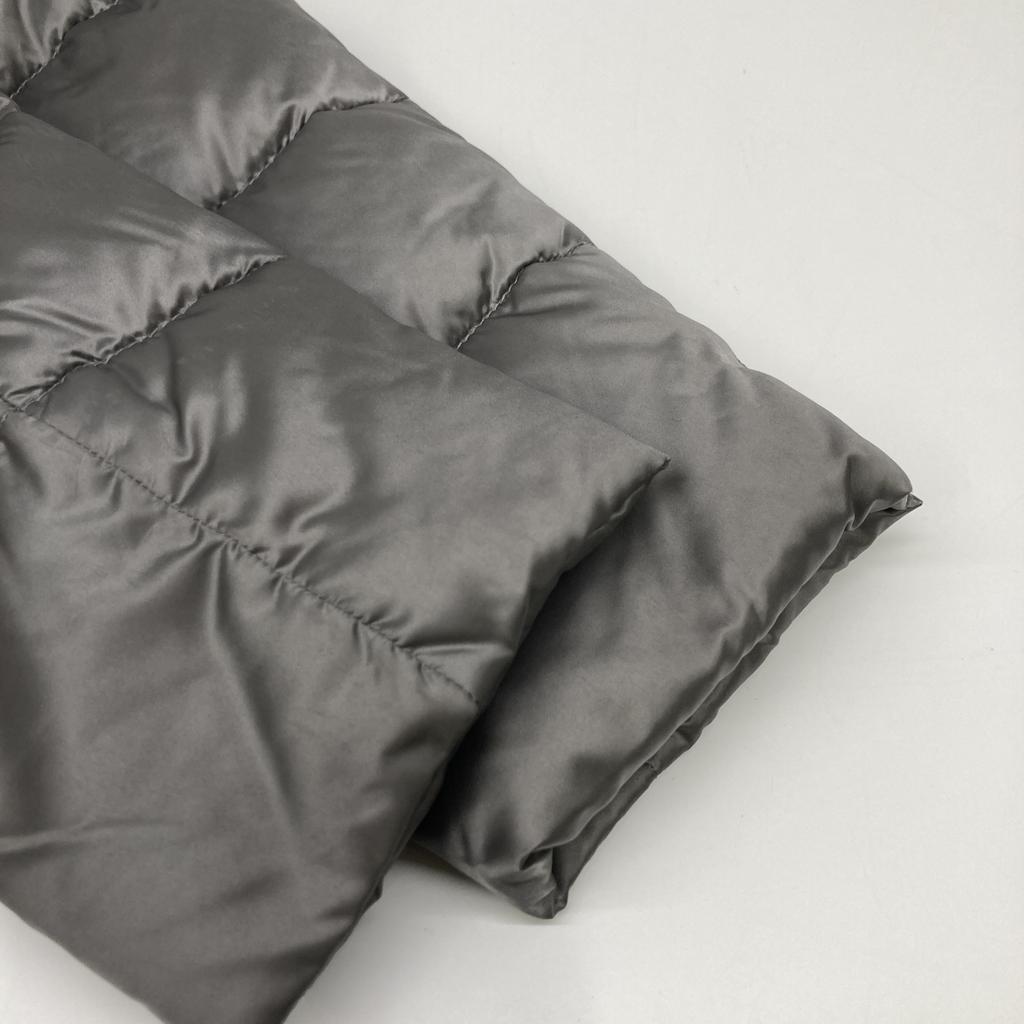 Prada 29B831 Gray Triangular Plate Collarless Light Down Jacket 38 khakiUsed