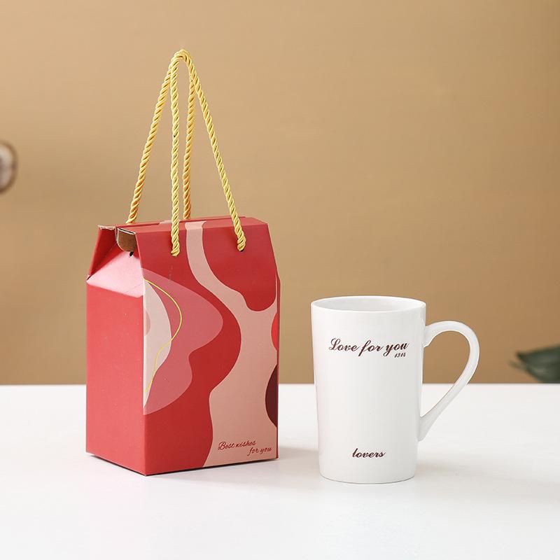 

Изысканные керамические чашки, кружки, наборы чашек для пар, праздничные подарки, сувениры и подарки при входе в магазин 301-400ml