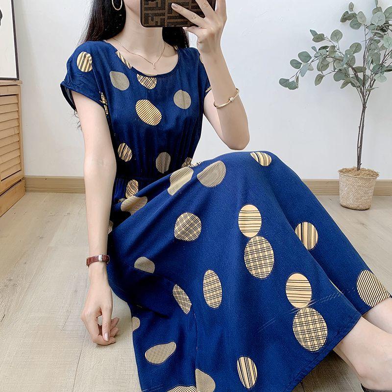 Свободное и обтягивающее хлопково-шелковое платье с короткими рукавами для летней — фото 9